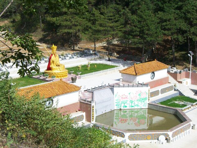 千宝山墓区6.jpg